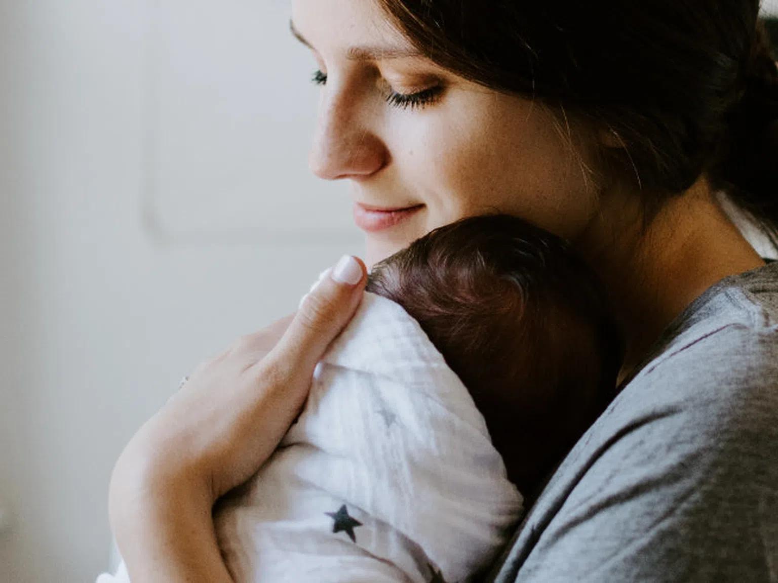 8 съвета за майки на новородено: Как да се отървем от тревогата и да се насладим на майчинството