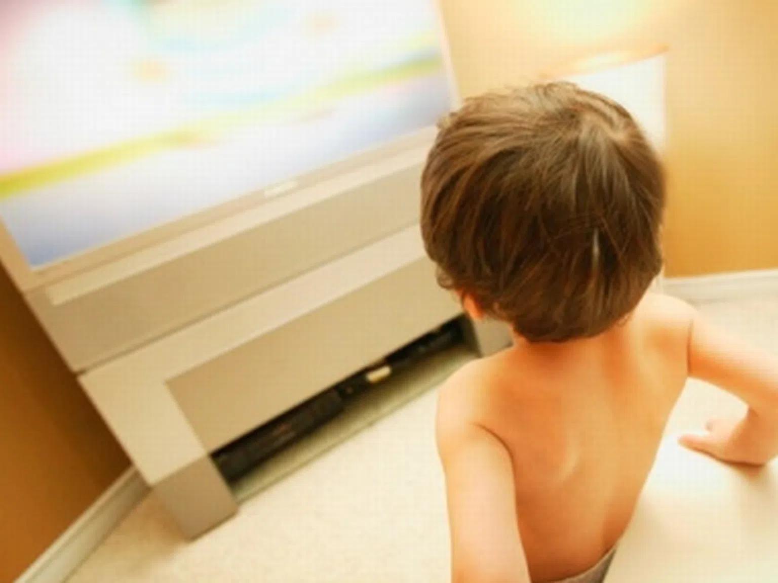 Телевизията забавя развитието на децата
